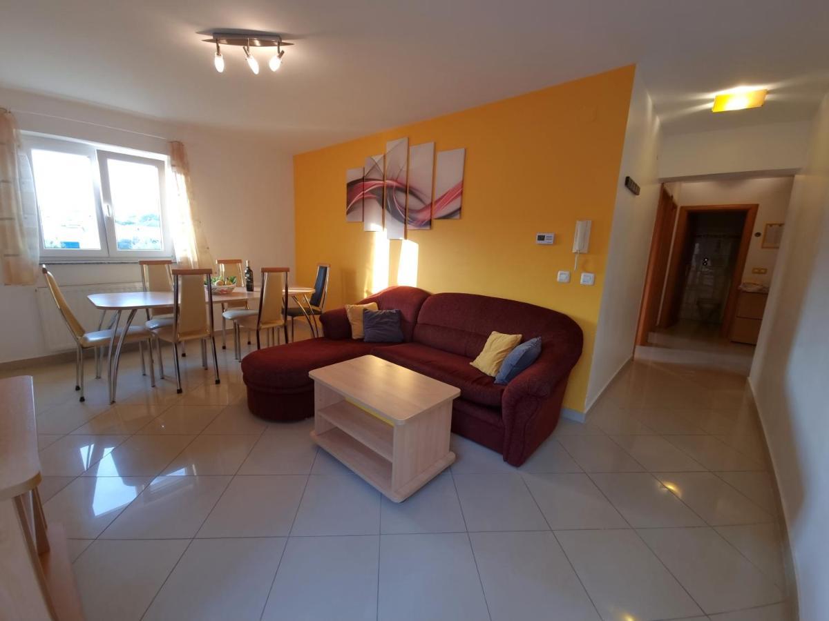 Apartments Kay Башка Экстерьер фото